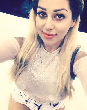 Briana Lee 27