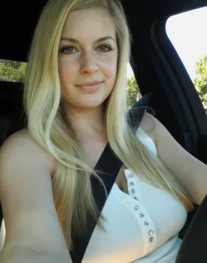 danielle delaunay 21
