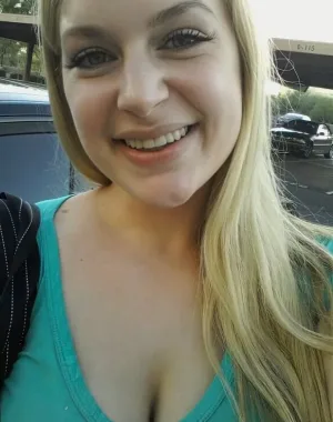danielle delaunay 32