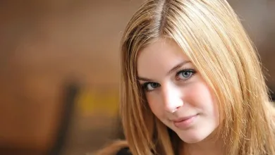 Danielle Delaunay. Beautiful white girls from West Africa