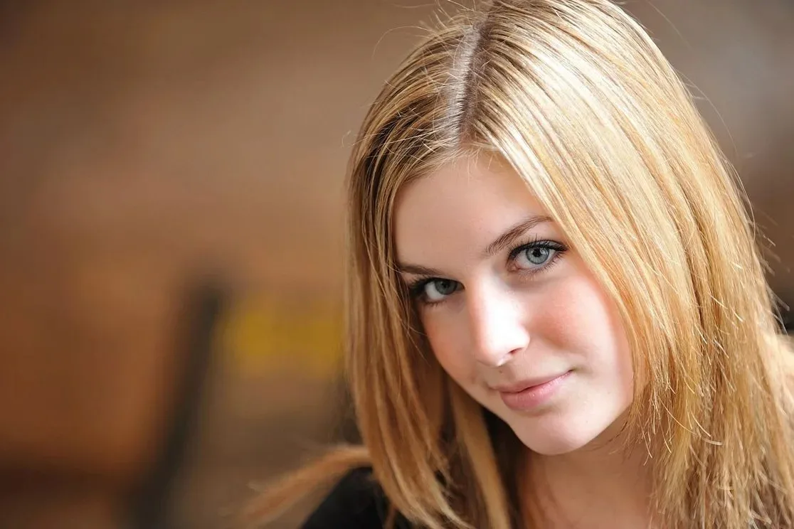Danielle Delaunay. Beautiful white girls from West Africa