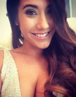 eva lovia 40