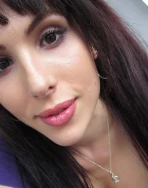 katie banks 25