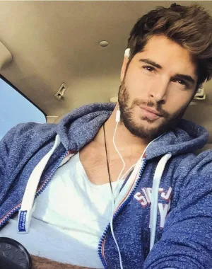 Nick Bateman 32