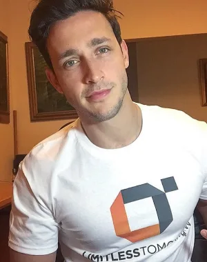 Mikhail Varshavski 21