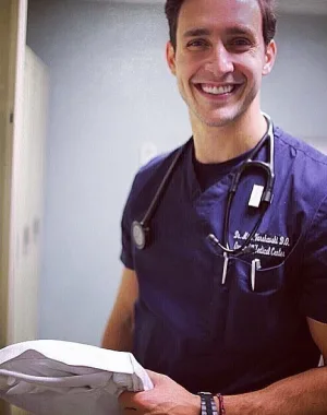 Mikhail Varshavski 26