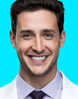 Mikhail Varshavski 33