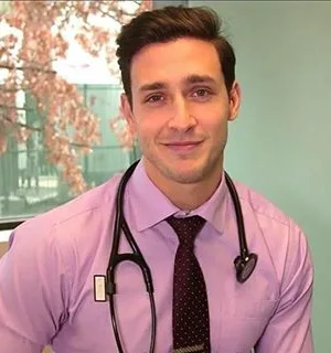 Mikhail Varshavski 36