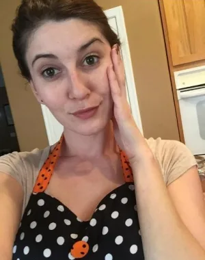 Amber Hahn 25