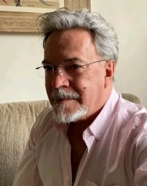 Jose Carlos Gomes Ricci Oliveira 19