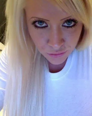 Monroe Lee 27