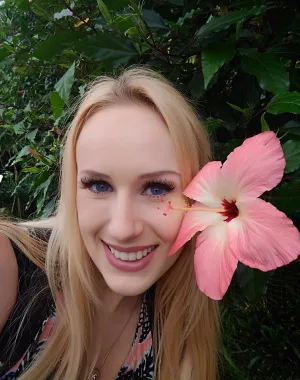 Angel Wicky 9