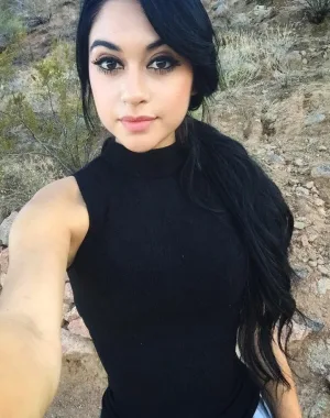 Jailyne Ojeda Ochoa 16