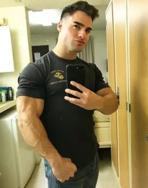 Julian Arroyo 20