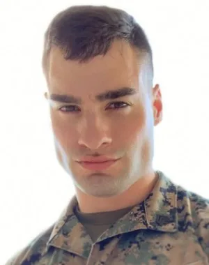 Julian Arroyo 28