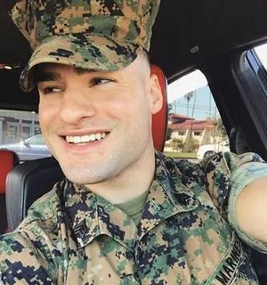 Julian Arroyo 30