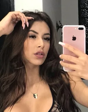 Keyla Dahyn 27