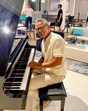 Tom Ernsting 70