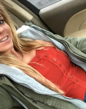 Anabelle Pync 16