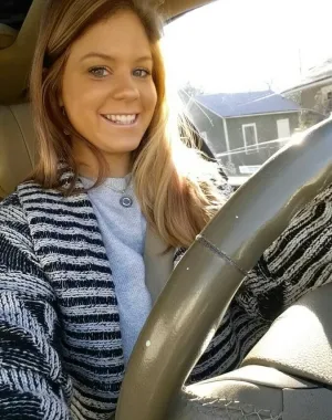 Anabelle Pync 24