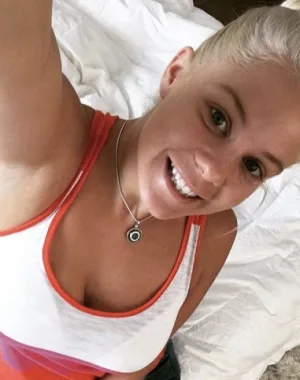 Anabelle Pync 35