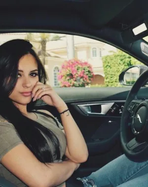 Daniela Lanio 17