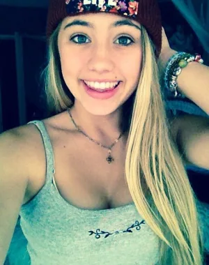 Lia Marie Johnson 23