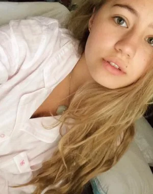 Lia Marie Johnson 25