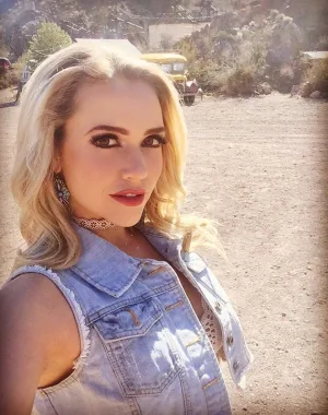 Mia Malkova 19