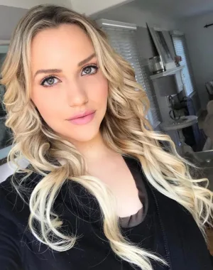 Mia Malkova 3