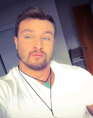 Nando Malachovski 41