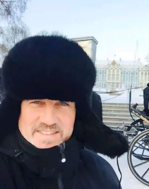 Paul Hollywood 9