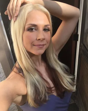 Sarah Vandella 3