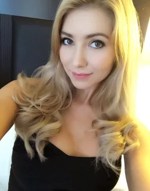 Harli Lotts 30