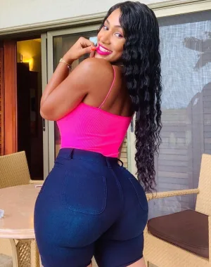 Katt Leya 12