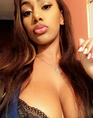 Katt Leya 23
