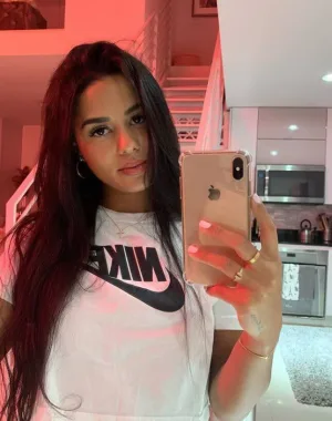 Katya Elise Henry 25