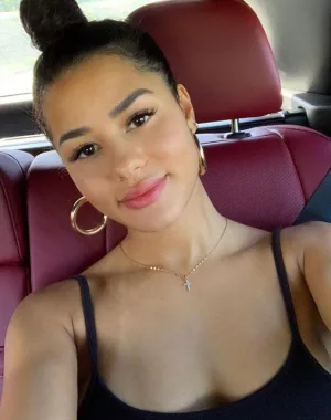 Katya Elise Henry 26