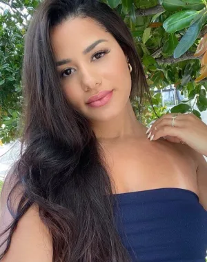 Katya Elise Henry 40