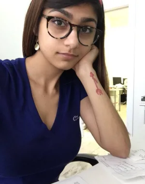 Mia Khalifa 28