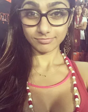 Mia Khalifa 40