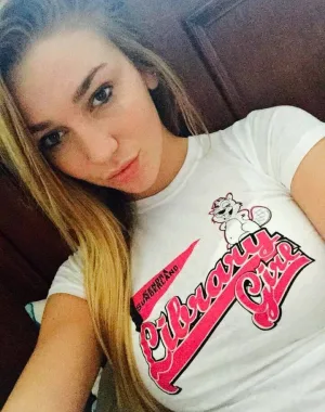 Kendra Sunderland 18