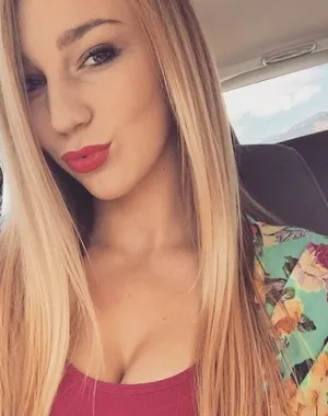 Kendra Sunderland 22