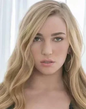 Kendra Sunderland 30