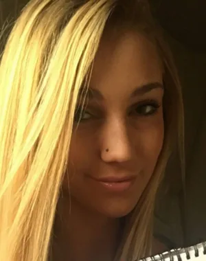 Kendra Sunderland 7