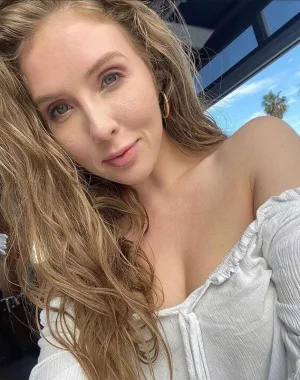 Lena Paul 30