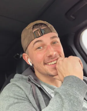 Chris Walkowski 27