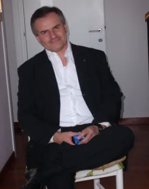 Luca Girati 25