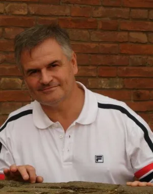 Luca Girati 28