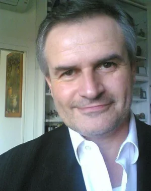 Luca Girati 32